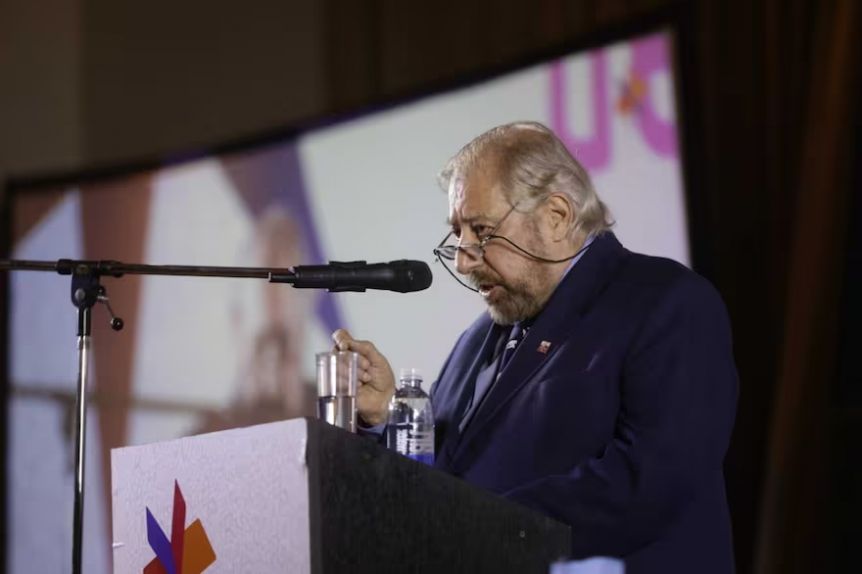 El presidente de la Fundación Libro, apuntó contra Javier Milei en su discurso de inauguración