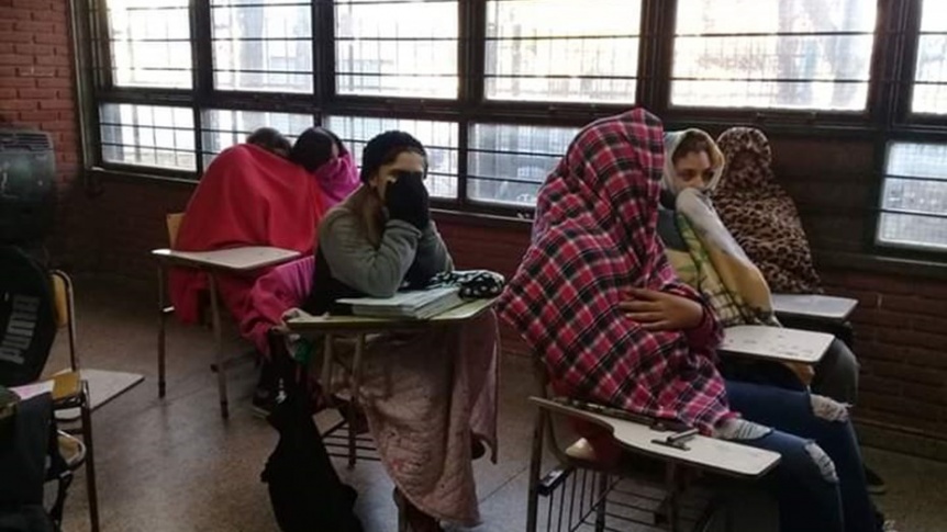 Ola de frío: gremios docentes denuncian falta de gas y estufas en escuelas bonaerenses