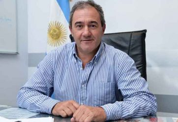 ¿Querías cumbia? Tomá: el candidato peronista, el candidato radical y una campaña ATR