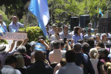 Vidal pasó por la Segunda y recorrió obras en territorio peronista