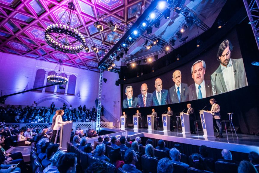 Los seis candidatos a presidente debatieron por primera vez previo a las elecciones generales