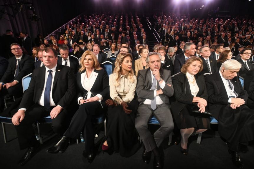 Alberto participó de una ceremonia sobre el Holocausto junto a Vladimir Putin y Emmanuel Macron