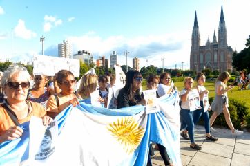 Las imágenes de las multitudinarias movilizaciones para pedir justicia por Fernando y protestar contra la violencia