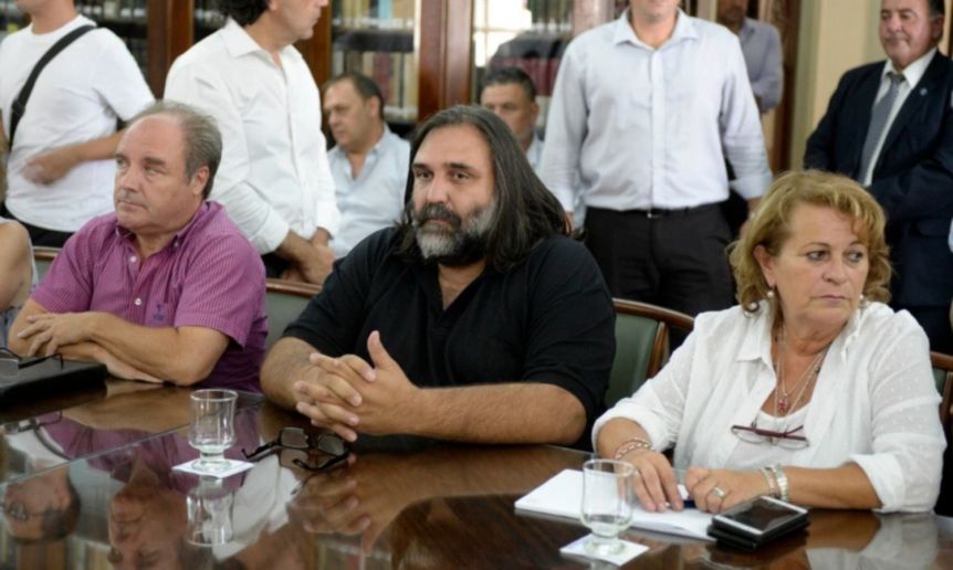 Provincia y docentes se sientan a la mesa paritaria general