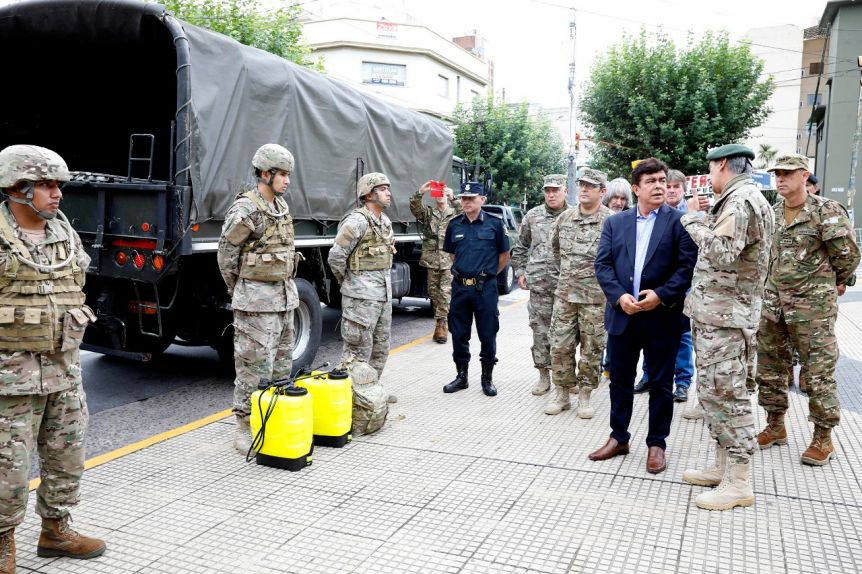 El Ejército Nacional reparte alimentos junto al Municipio de La Matanza