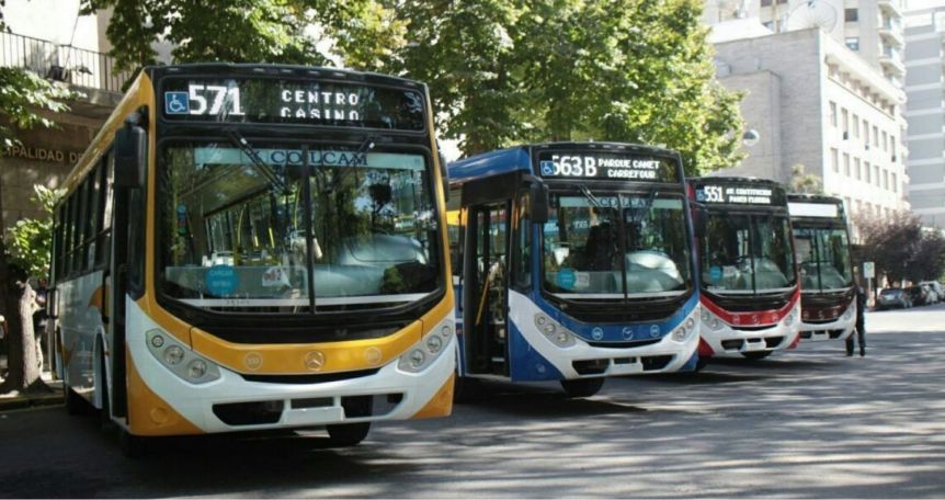 Deuda millonaria: empresas de colectivos anuncian el “inminente corte de servicio”