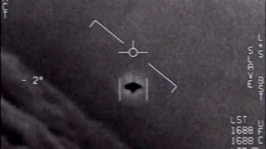 El Pentágono desclasificó los videos de tres avistamientos de OVNIS