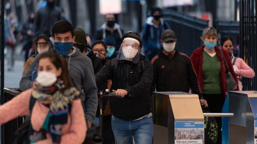 Contagios de feriado: 1208 nuevos infectados y 21 muertos