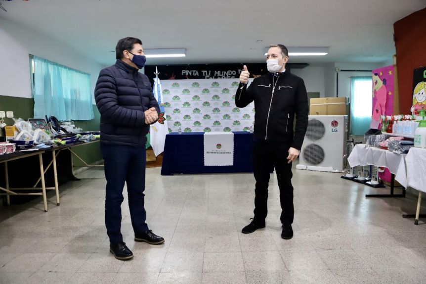 Gray y Arroyo firmaron convenios de asistencia para Esteban Echeverría