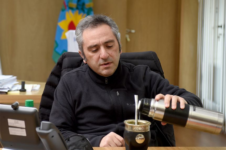 Que pasen los que siguen: Costa y Larroque, a Diputados para informe de gestión
