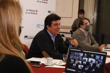 Espinoza conformó una mesa permanente de diálogo para la post pandemia