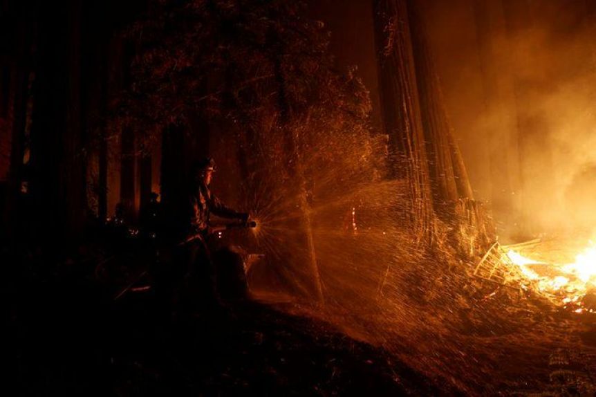 California declaró estado de emergencia por los incendios forestales