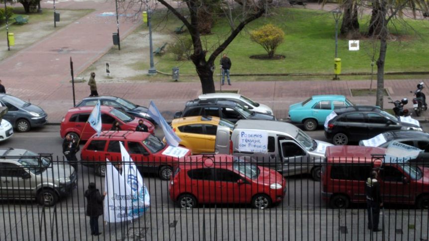 Protestas contra Kicillof por el aislamiento