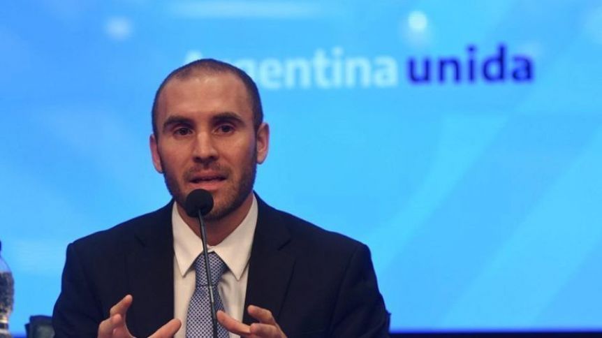 Con el riesgo país en baja, cómo fue el debut del canje de deuda