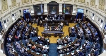 Se mira y no se toca: los intendentes reclaman pero Provincia no reparte