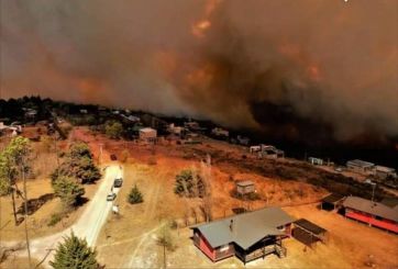 El calor y los vientos complican la situación en Córdoba, las llamas avanzan sobre las sierras