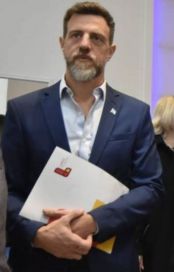 La firma se demora y crece la impaciencia de los alcaldes por los fondos para seguridad 