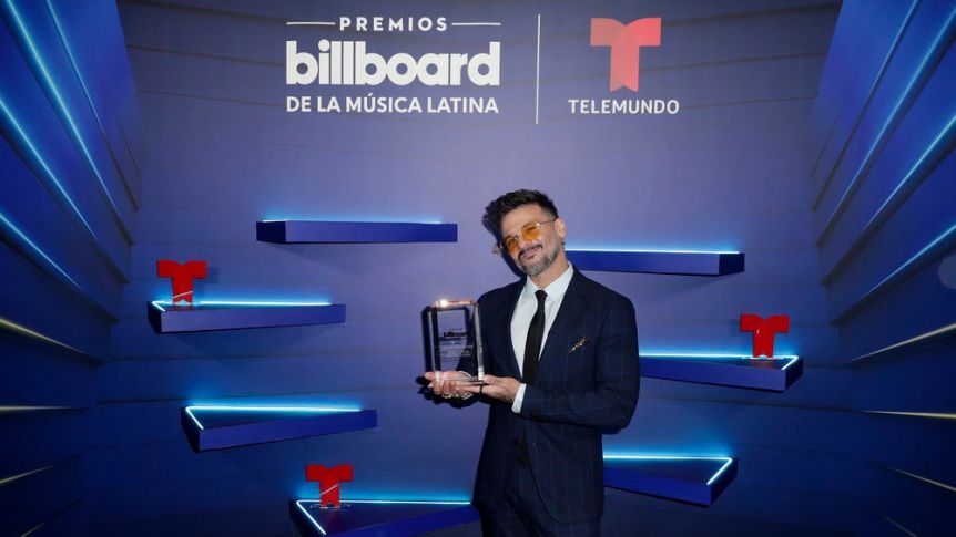 La lista de los ganadores en la ceremonia de la premiación a la música latina