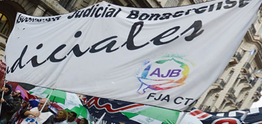 Provincia busca descomprimir el conflicto con Judiciales y llamó a una nueva paritaria