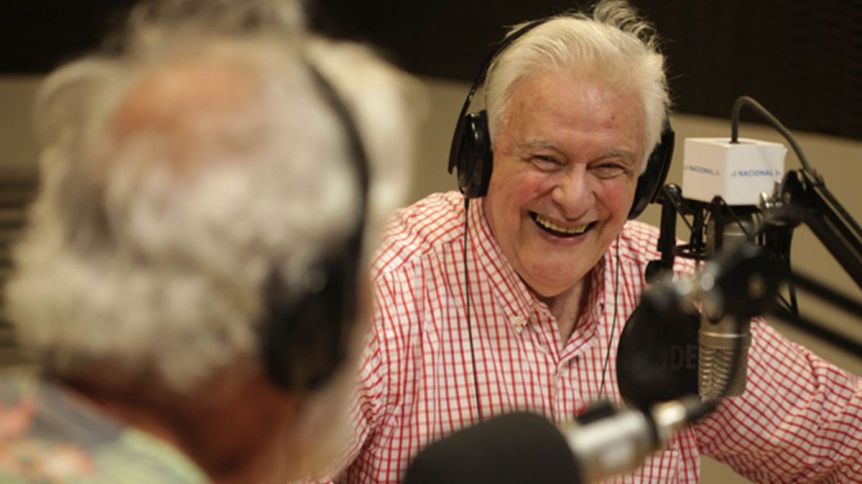 Héctor Larrea anunció que se retira de la radio