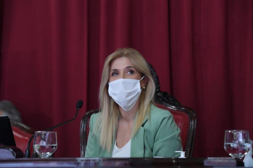 Mientras se discute el Presupuesto, Verónica Magario anunció que debe estar aislada