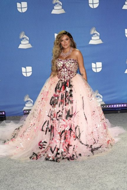 Los ganadores y mejores vestidos en los Latin Grammy`s 2020
