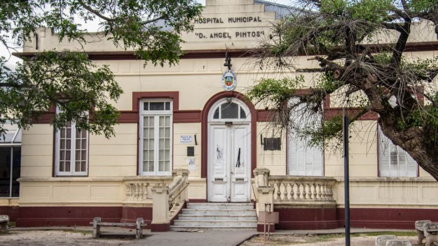 Azul, una excepción: colapsó el sistema de Salud y derivan pacientes a distritos vecinos
