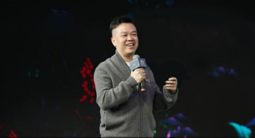Muere envenenado exitoso productor de series