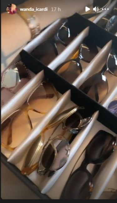 Wanda Nara mostró su costosa colección de calzados y anteojos
