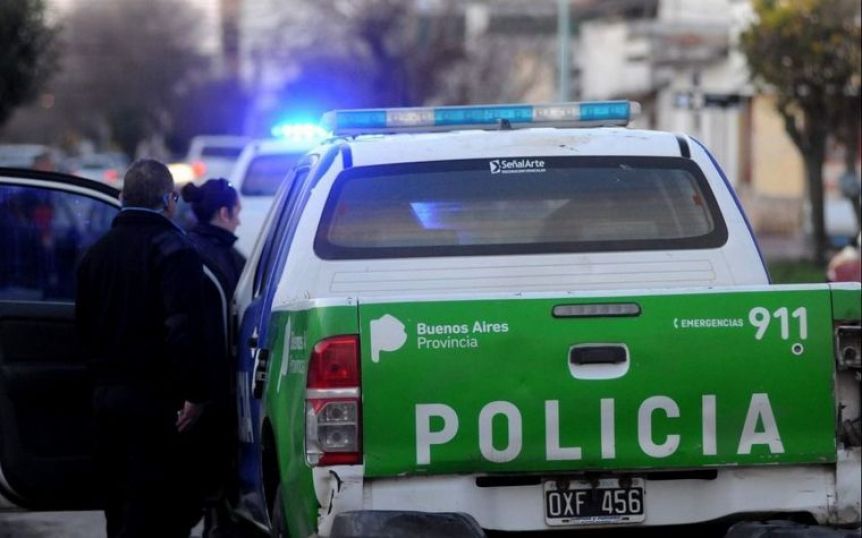 Golpeó y encerró a su mujer porque