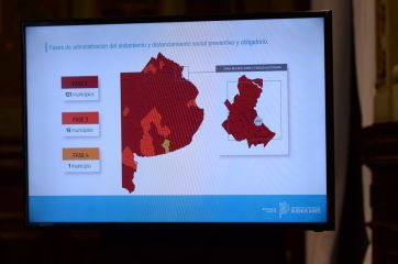 Masivo pase de distritos a la fase 2: apenas 14 municipios continuarán con clases presenciales