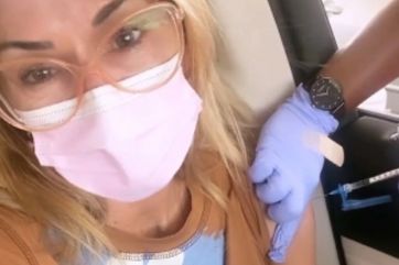 La lista de famosos que se vacunaron en Miami