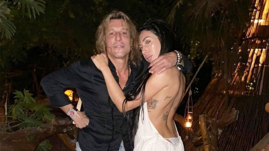 La novia de Claudio Caniggia atacó a la ex esposa y a los hijos del jugador