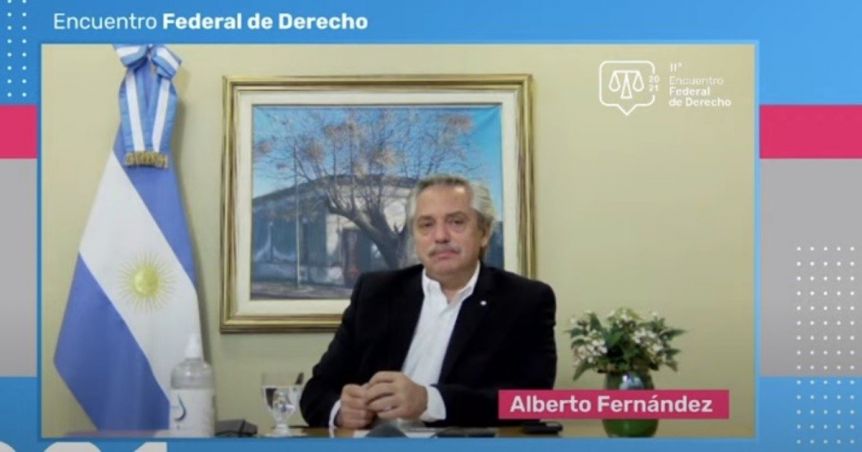 Alberto Fernández propuso discutir la duración de los jueces en sus cargos