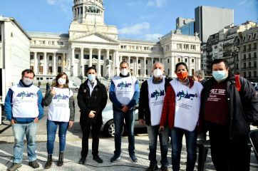 Hartos de la precarización laboral, los médicos iniciaron una jornada nacional de lucha