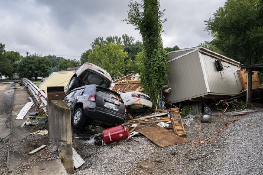 20 fallecidos y decenas de desaparecidos tras inundaciones en Estados Unidos