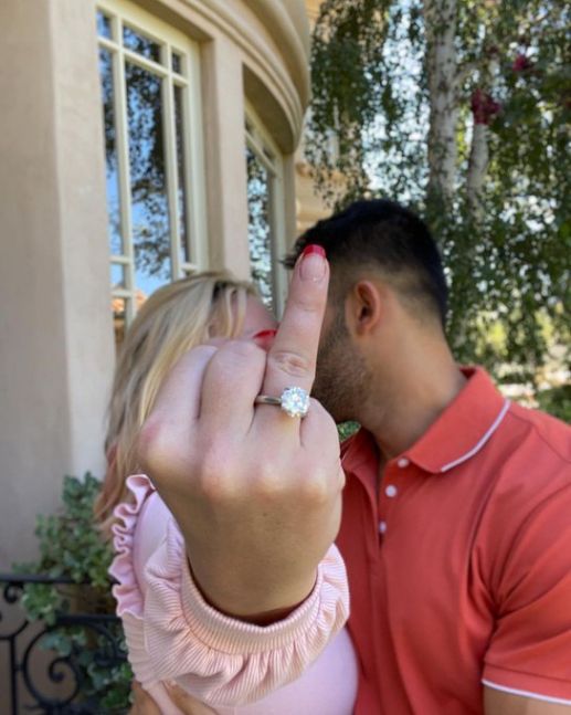Britney Spears lució el lujoso anillo de compromiso que le regaló Sam Asghari