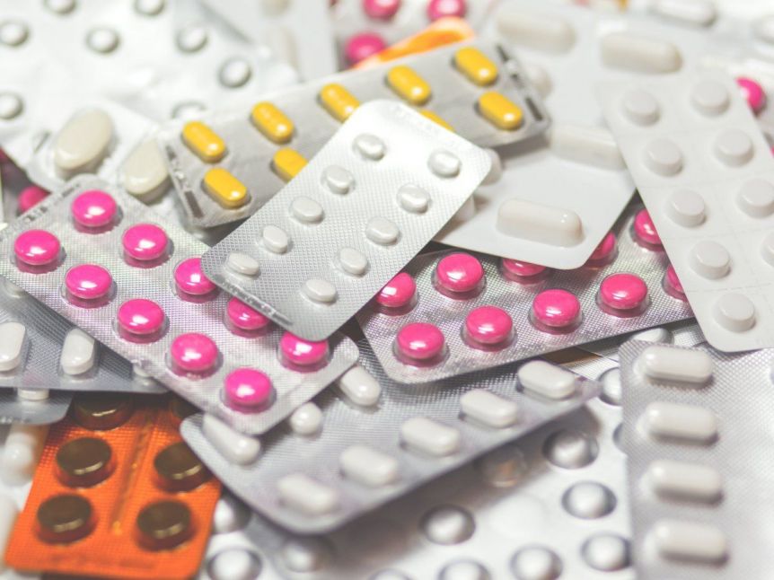 Inflación sin techo: el Gobierno prende velas para acordar precios de medicamentos