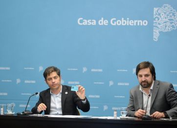 El Gobernador impuso el pase sanitario en la Provincia y liberó vacunas para mayores de 3