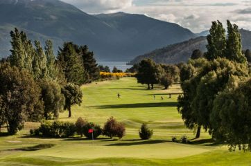 Cumelén, el exclusivo country donde vacacionan Macri y Rosenkrantz