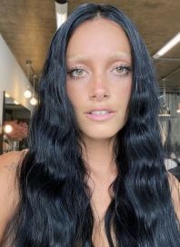 Oriana Sabatini sorprendió con un impactante cambio de look