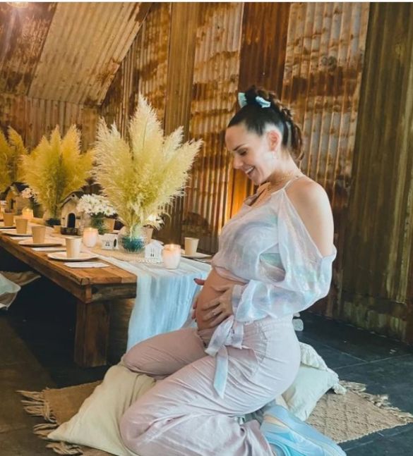 Julieta Nair Calvo compartió imágenes de su lujoso baby shower
