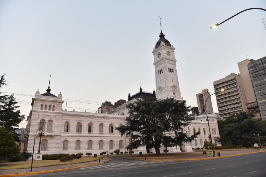 Otro jefe comunal cerró paritaria con municipales por 47%