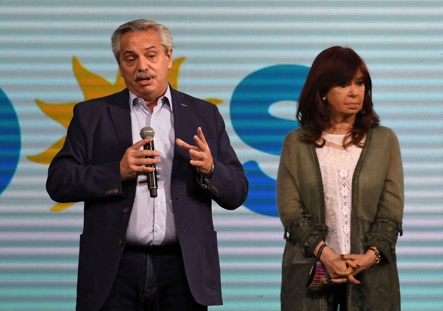 Por la imagen devaluada del Presidente y la fractura interna, alertan por una crisis institucional