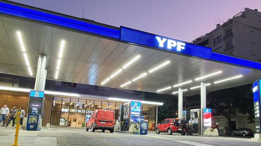 En medio del dilema por los combustibles, la Provincia aprobó convenio con YPF