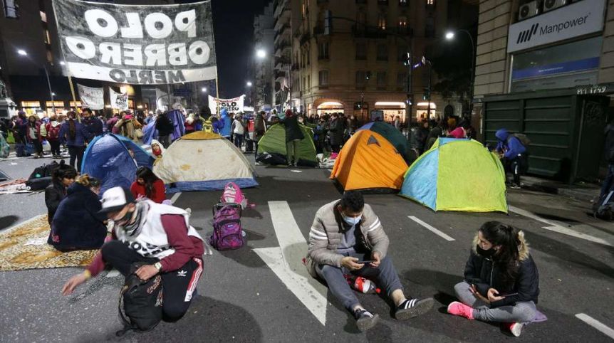 Más caos en las calles: piqueteros advierten que marcharán en todo el país si no hay respuesta del Gobierno
