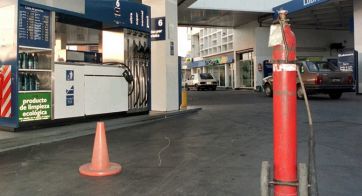 Por la falta de combustible, el Gobierno reconoció que importarán más para solucionar el desabastecimiento