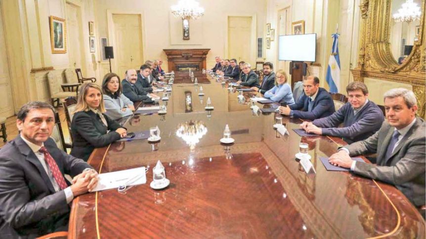 Gobernadores peronistas lanzaron su Liga y presionan por el proyecto de ampliar la Corte