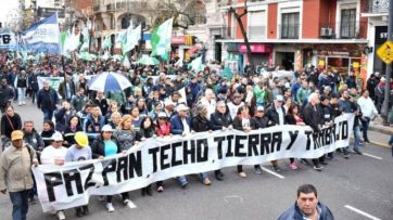 El Gobierno sigue sin poder controlar los piquetes y se vive otra jornada de caos en la 9 de Julio