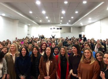 En medio de la crisis, sectores de la oposición se rearman de cara a 2023